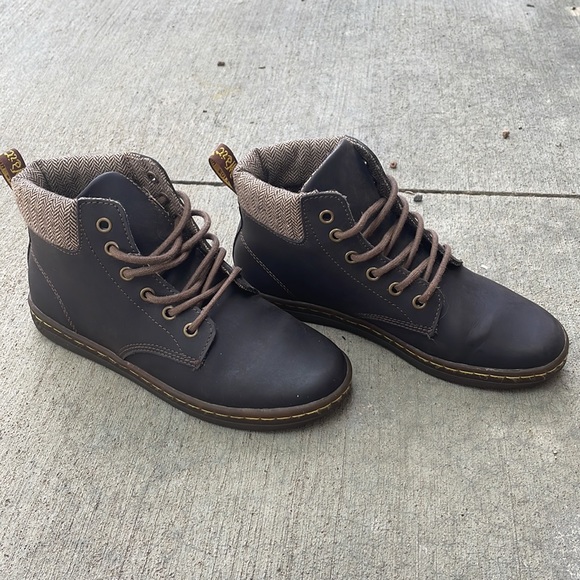 Brown doc martens - Picture 2 of 6